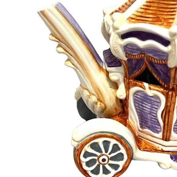 Disney Department 56 Cinderella's Carriage Teapot - Picture 6 of 11